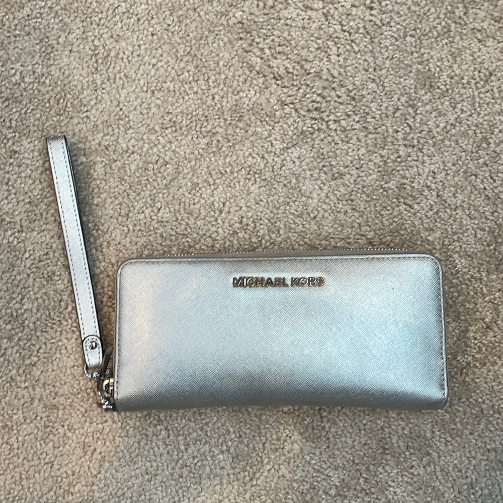 Michael Kors Silver Zip Around Wallet